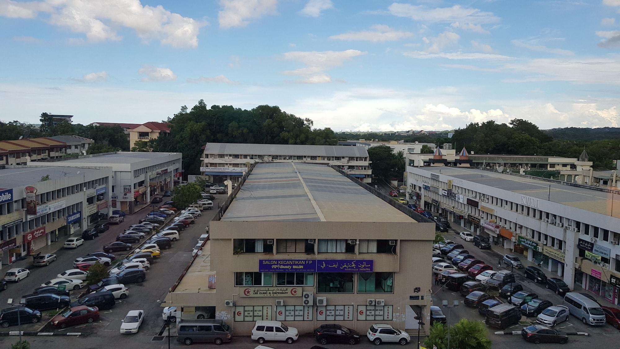 The Centrepoint Hotel Bandar Seri Begawan Exterior photo